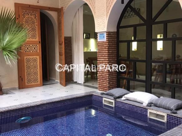 10D0F983 E485 4582 81FA 993E12927D56