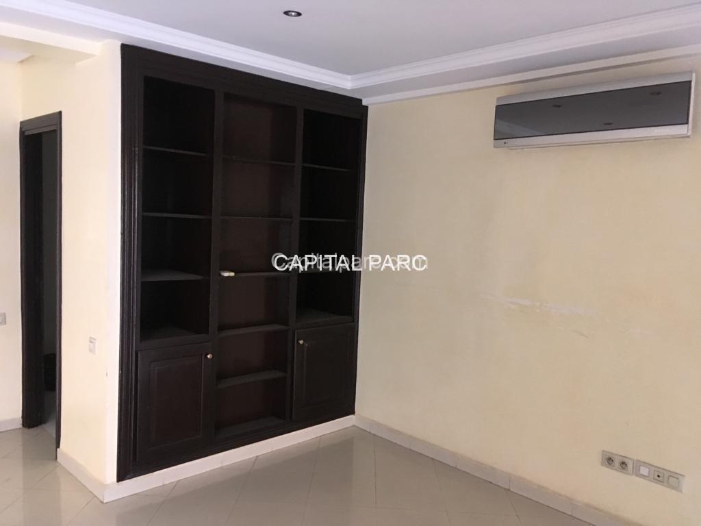 34B6C618 51C3 43C2 8802 9C7F154FC266