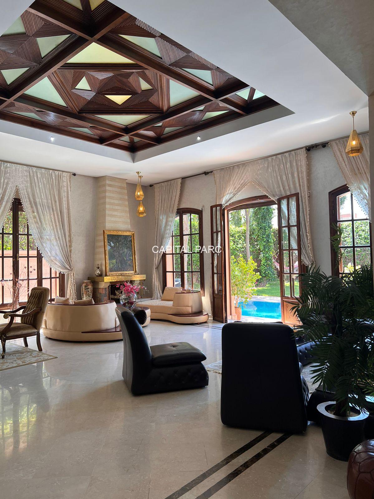 94df9c56 4559 4f36 B25f 88e124b93e38