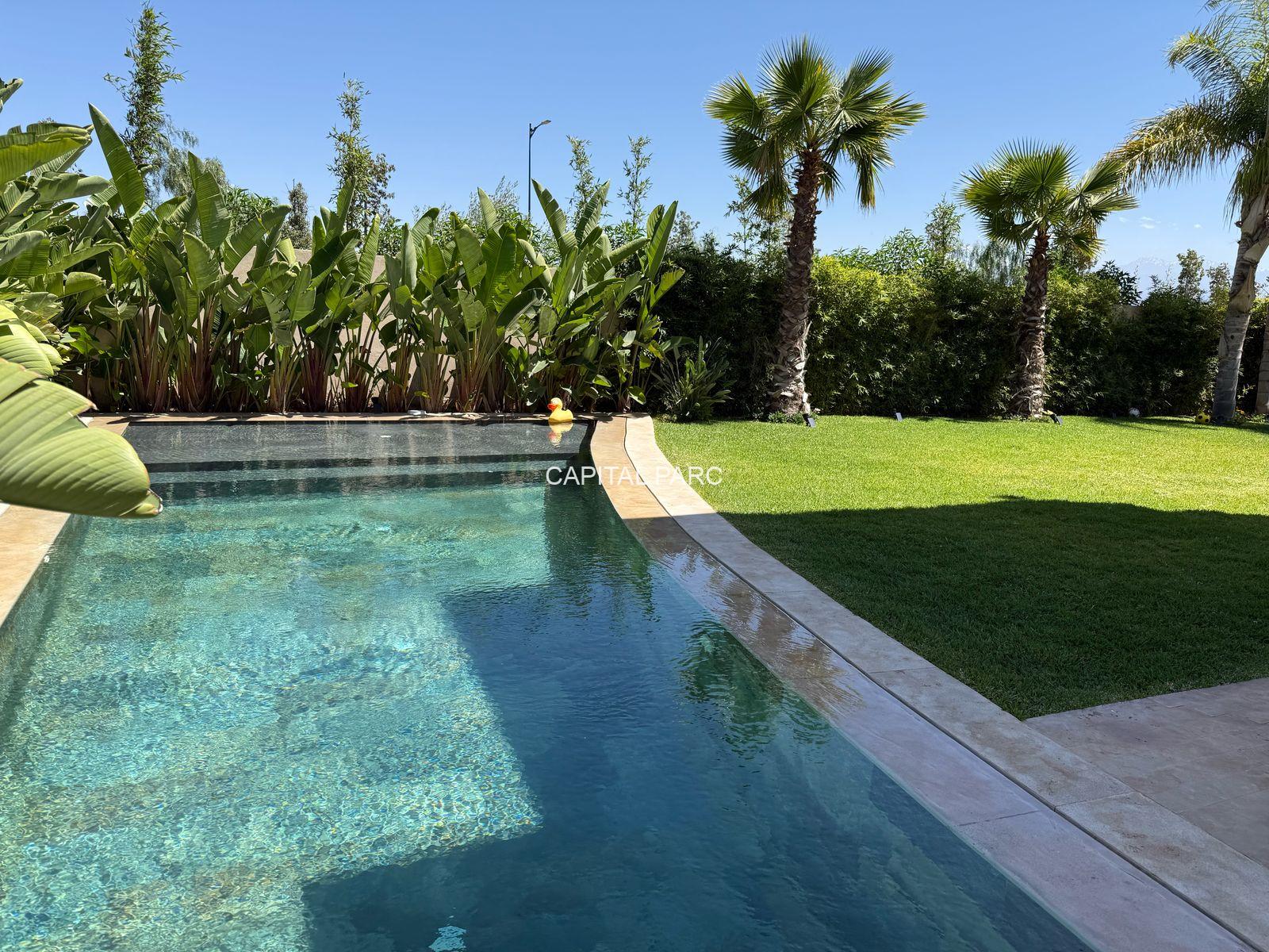 0a41ae2c E21a 4557 B607 181bc2b868b6