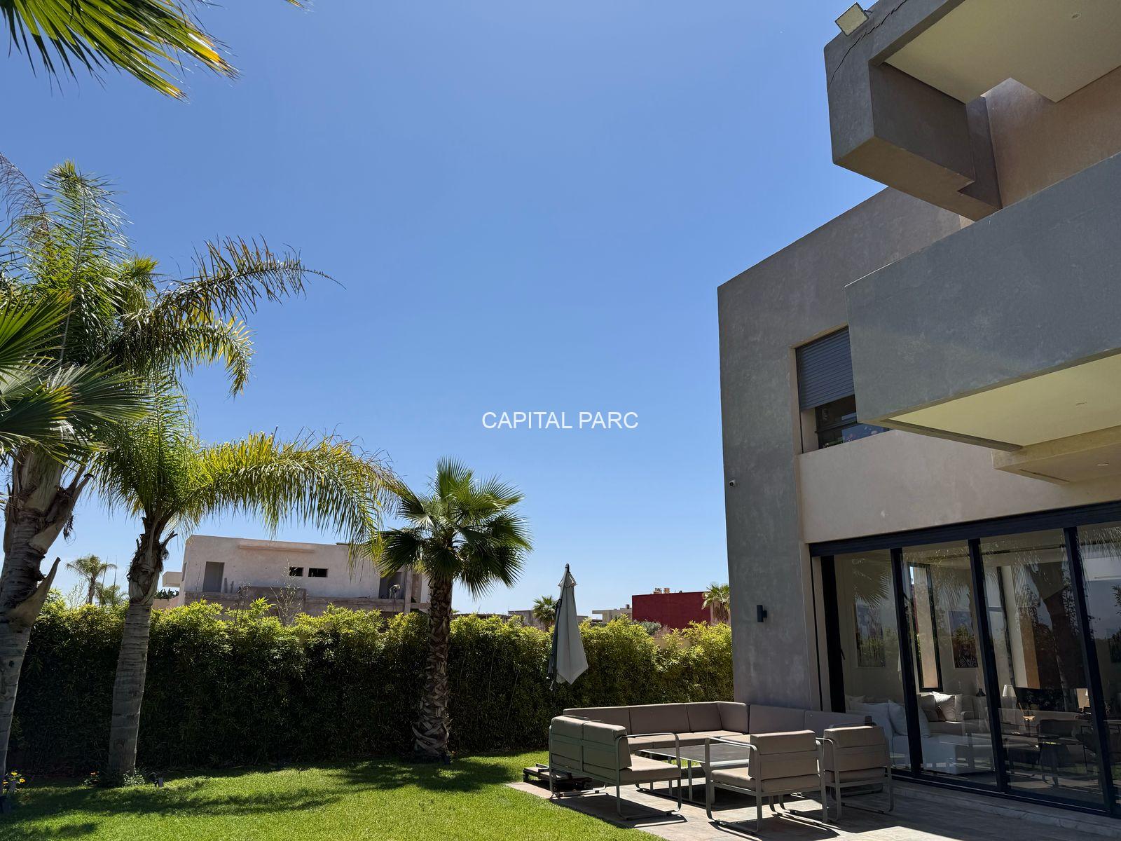 Fd533b06 D86f 417f Bdb9 432d8db4f254