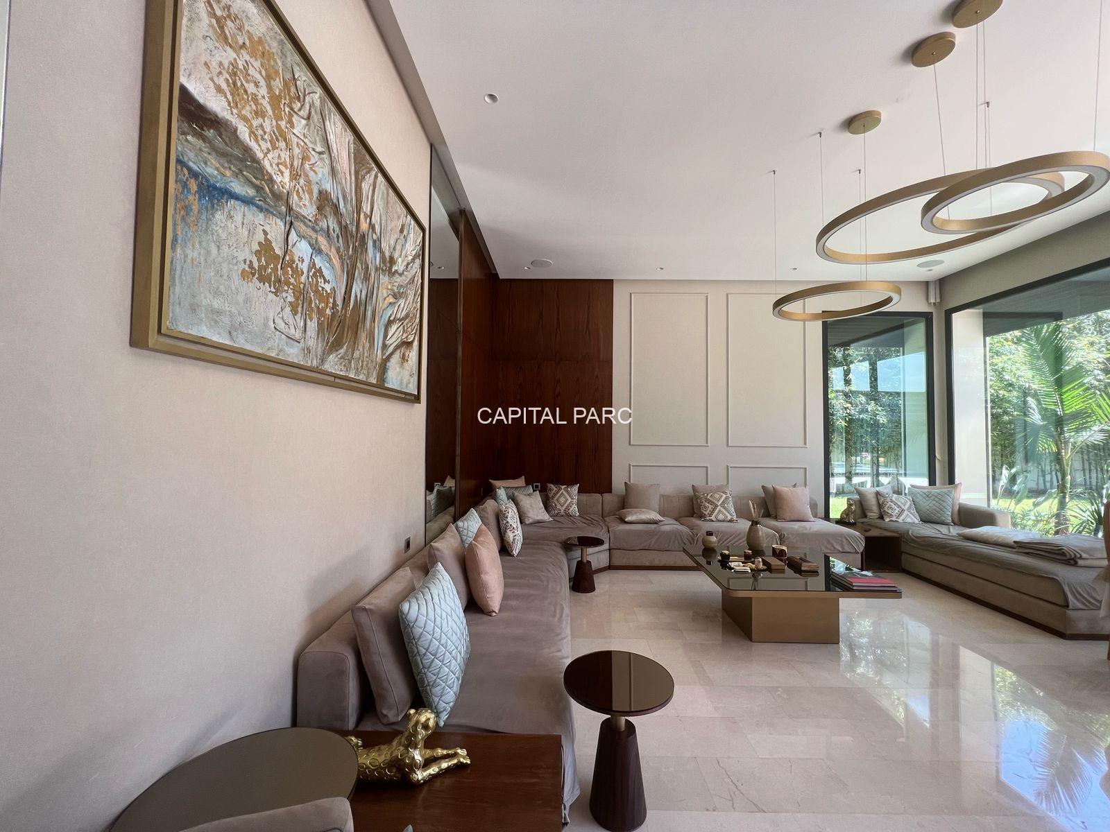 4094b784 D55e 43f6 A124 449dad5b6126