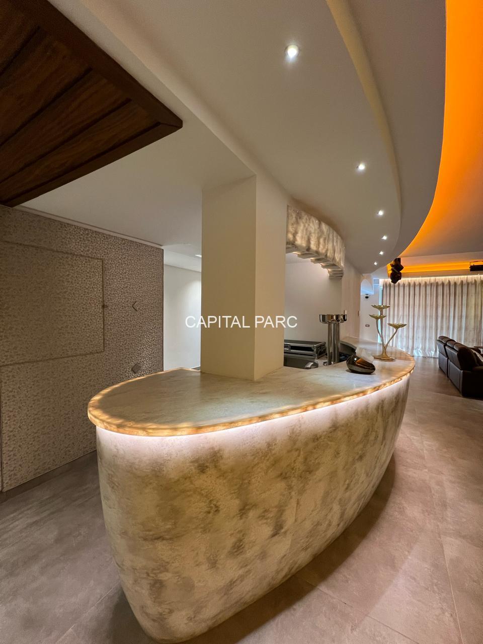 5bb1b920 51ce 4be6 B602 478ad5a8ee80