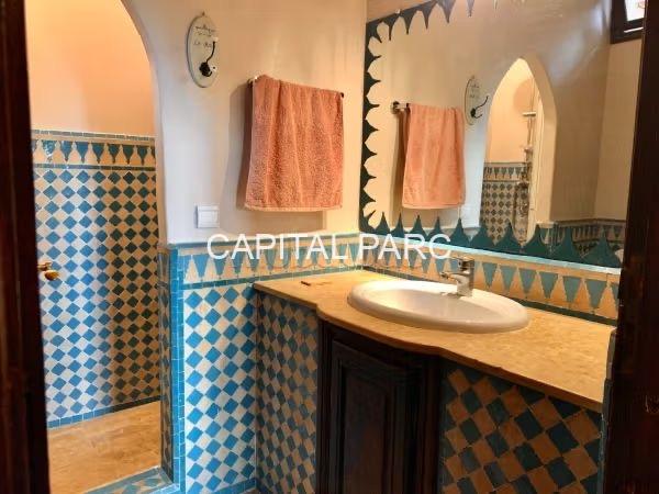 3005f825 Ba02 4929 Aa9a Eac3960e77c2