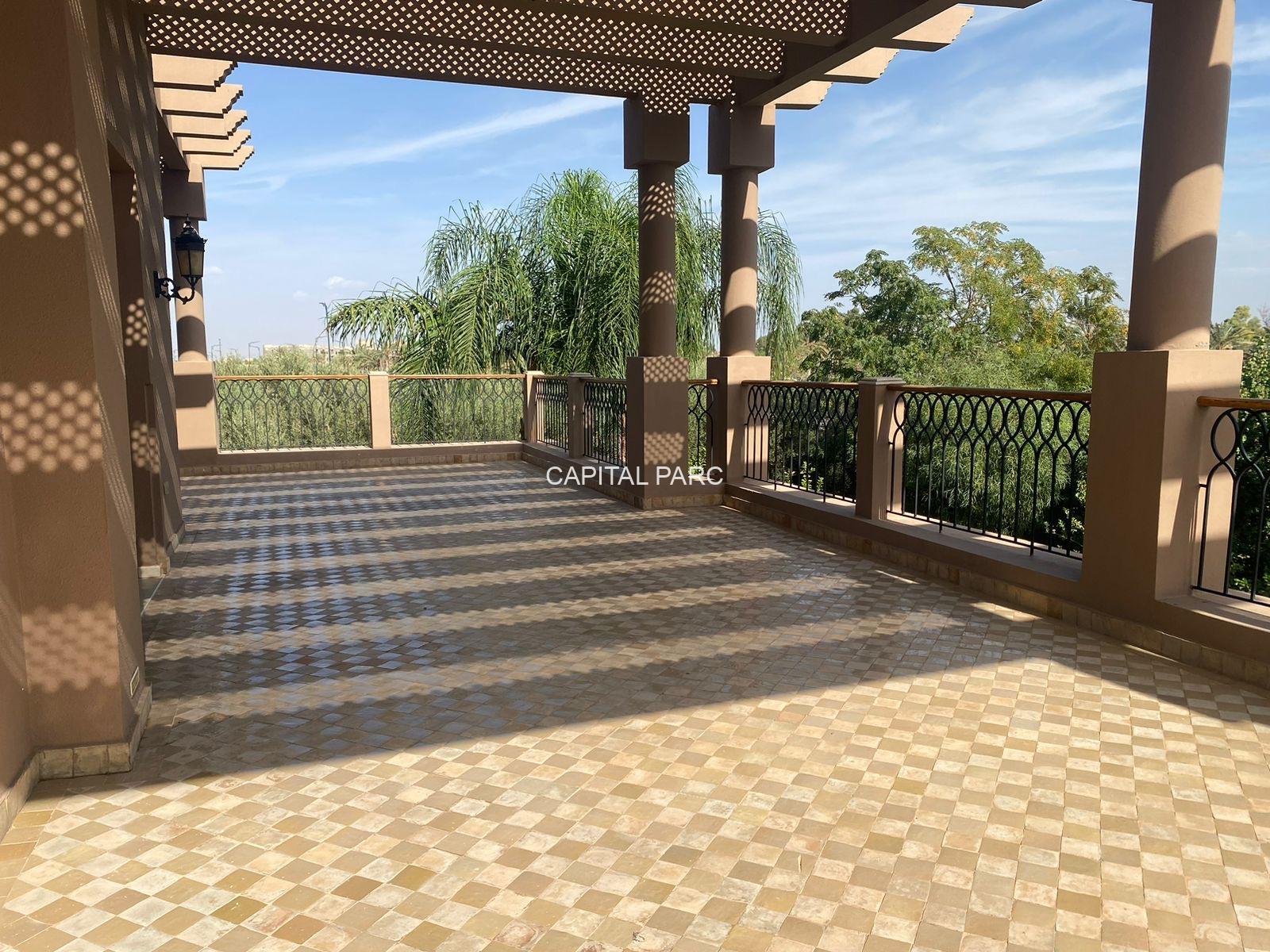 60343b60 2004 4faf B6dd 372c29638b95