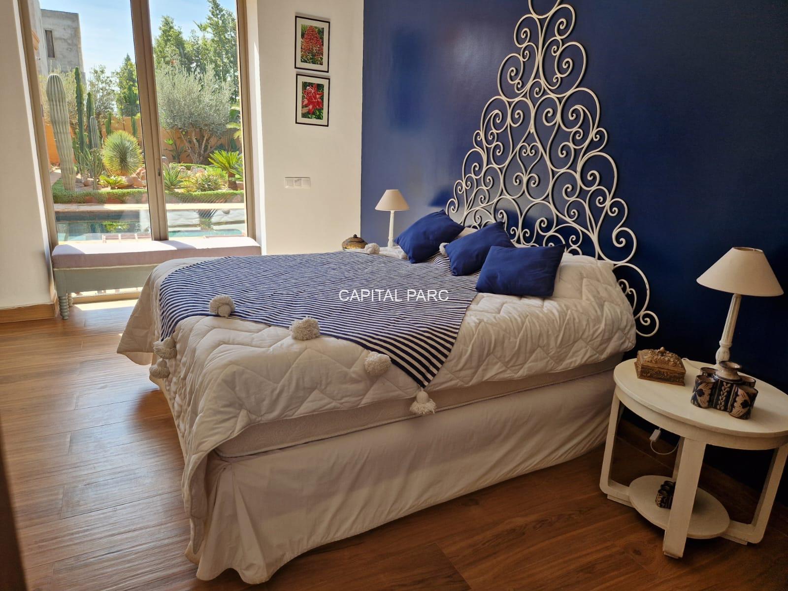 11184d18 ed72 4a39 9c00 f90b67587fc5