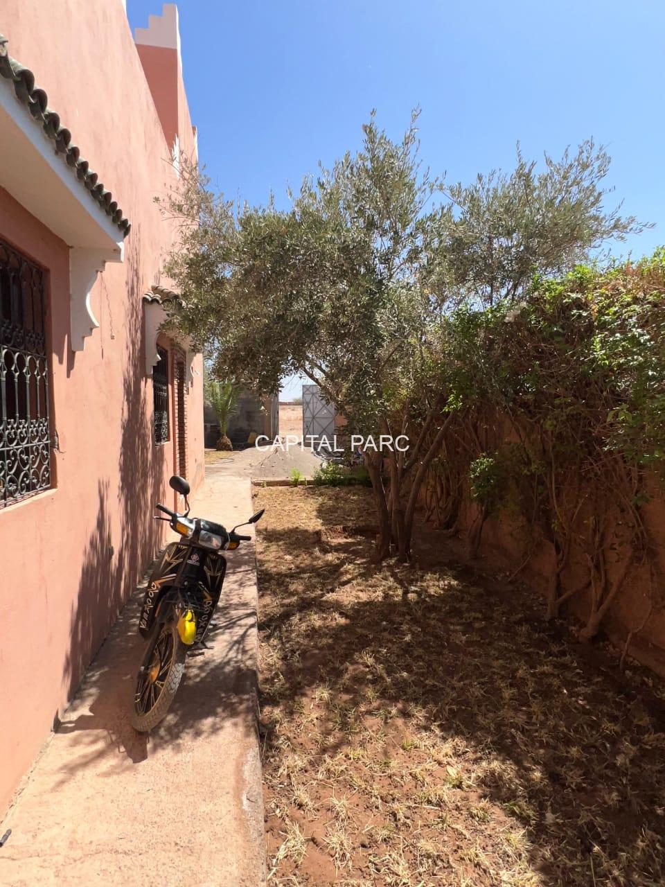 f47d5983 a4ba 4d73 85d8 d80316c1eed4