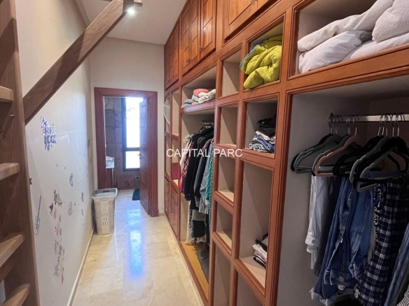 00f2aa44 9c2d 4df2 80ee e2bf29207d4c