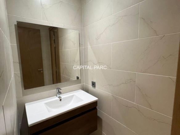 02772c4c 4f46 4ee3 9710 a084a451fef6