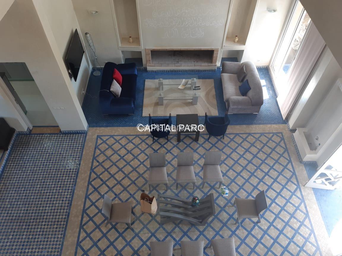 06161b3a 752b 4acf 8814 1fc54d185cb0