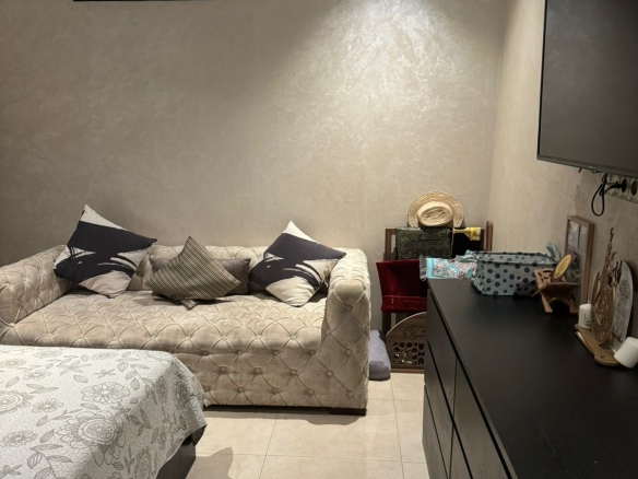 37b3a480 ec07 4468 b3f2 72152d54bd08