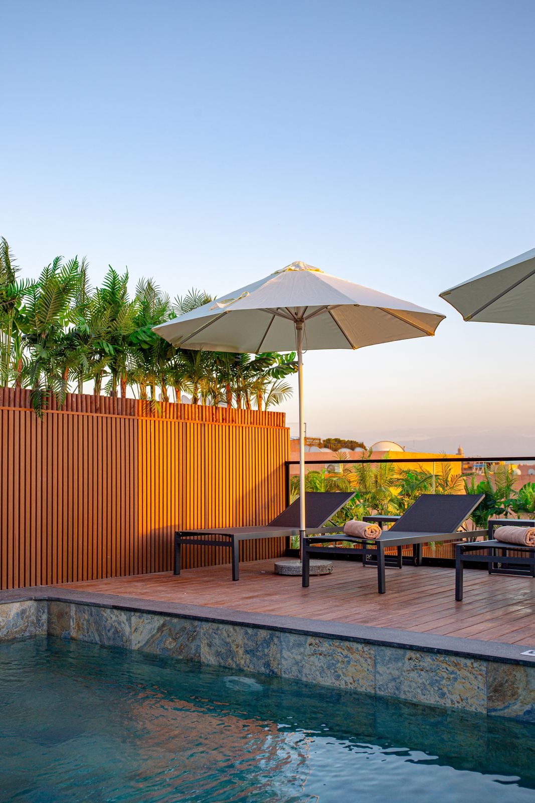 7d9857fb 0bd2 4956 b1da a8511e8bacd1