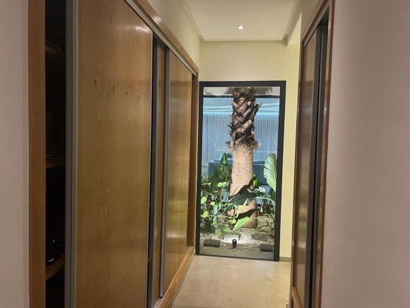 b10c1038 b676 474f a1fb e671864f827d