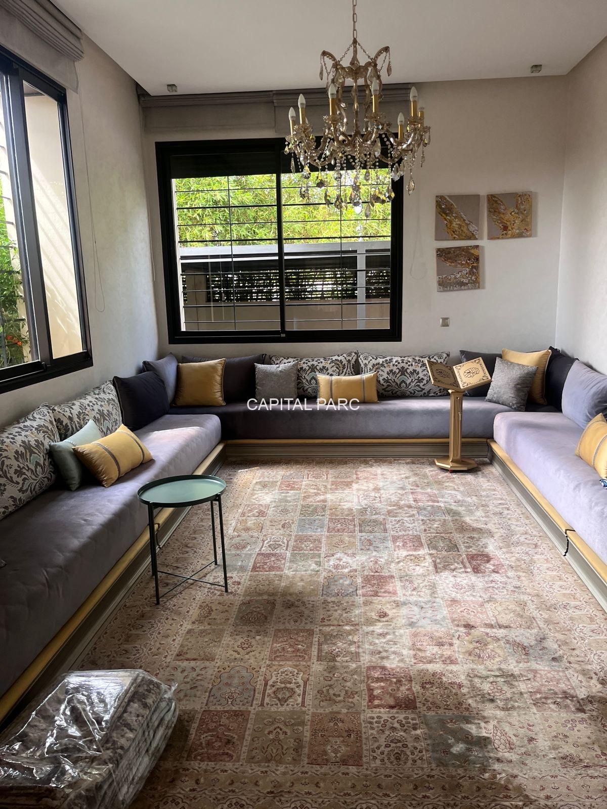 c2e6b057 e490 466a 8b7a 54f3cc9d6eda