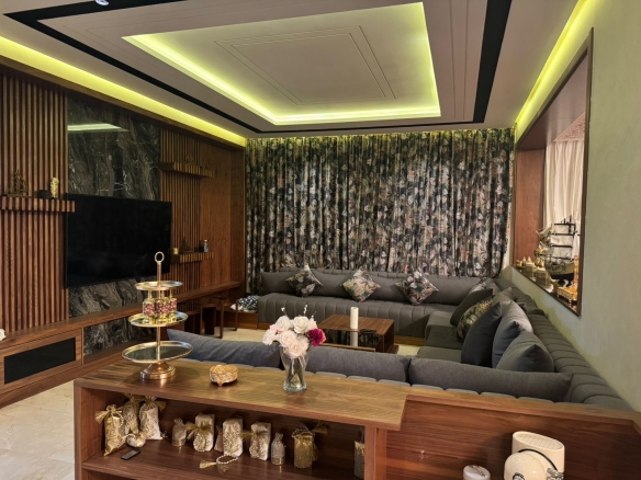 c3ca0d71 d396 4f93 b474 7cd9d2bfe44e