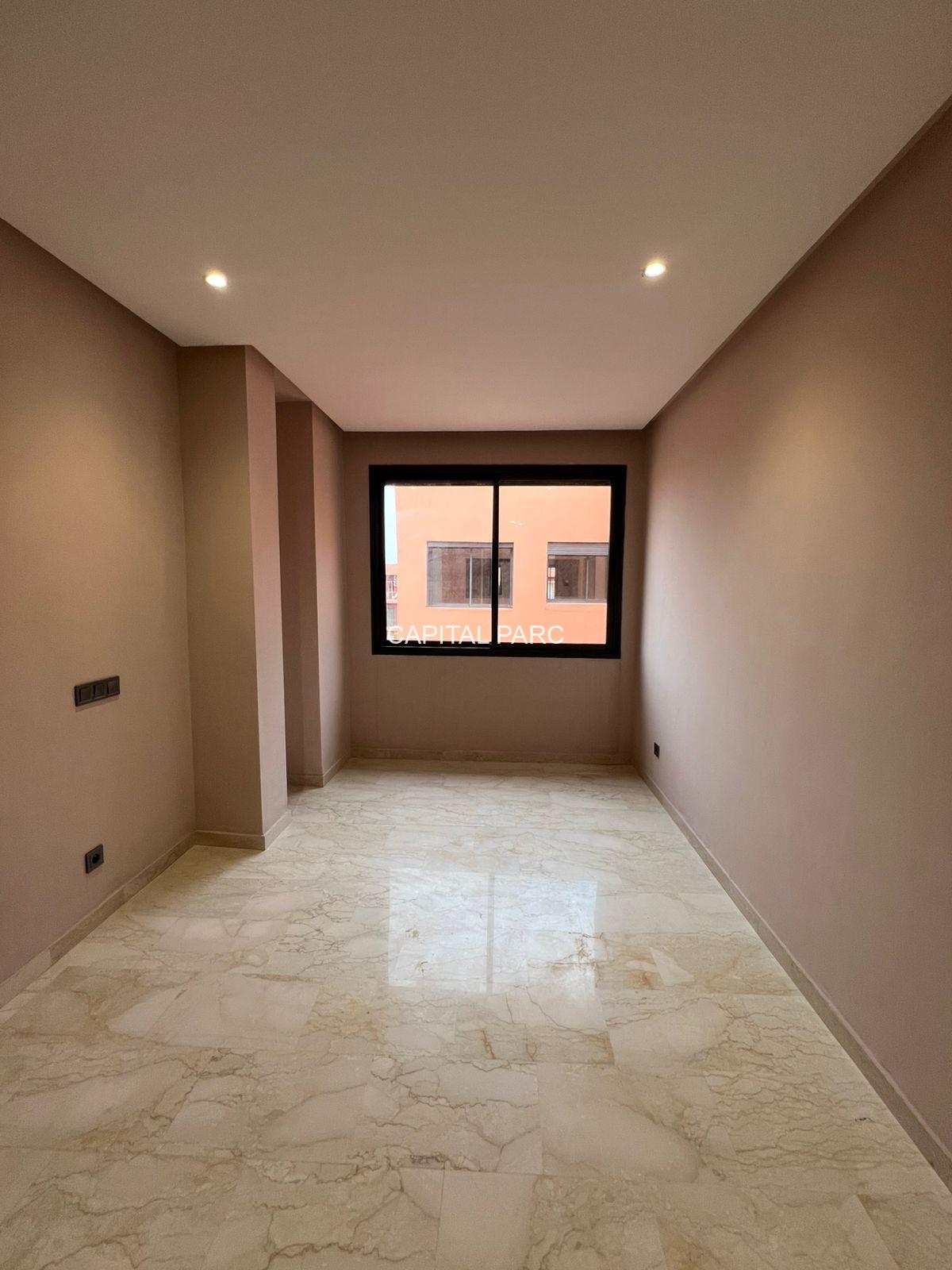 ca617570 dd20 451a b524 387c96f47fac