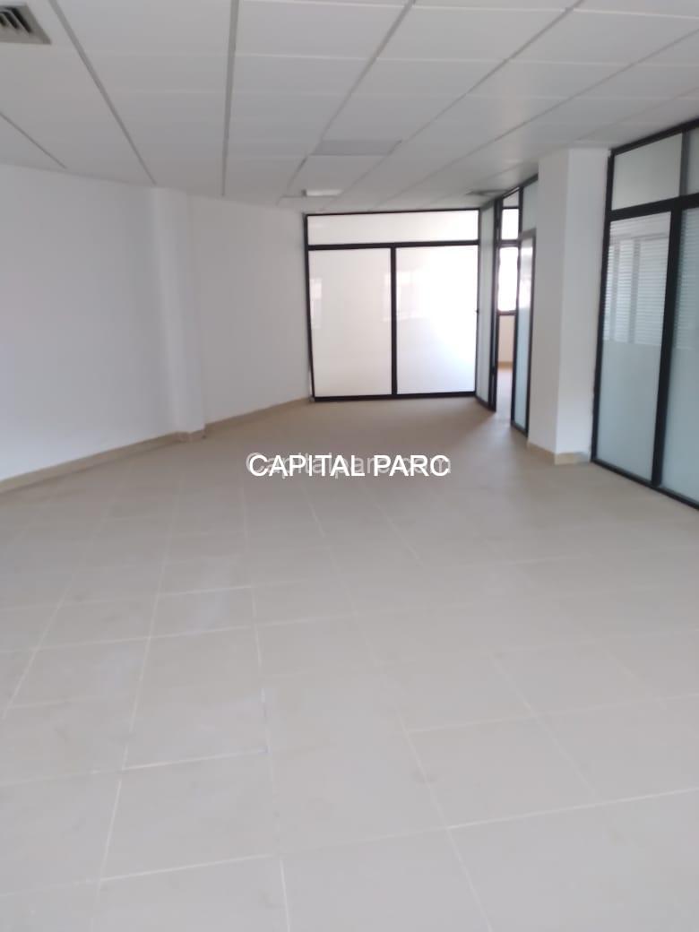 capitalparc_plateau-de-bureau-bien-place_25311