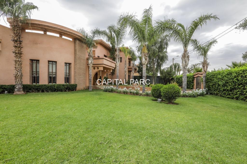 e6713fe9 a065 4e45 bbee 4d3917b34899