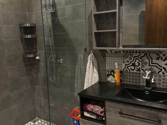 f2bf5e6e b932 489a 8113 3f13aa8622e7