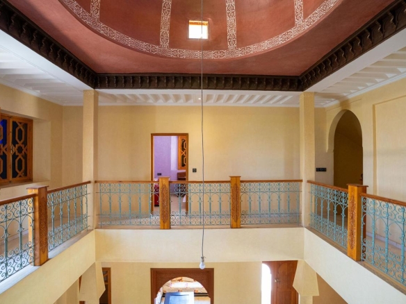 5de14aed 32b7 422e 8265 a33b17eea708