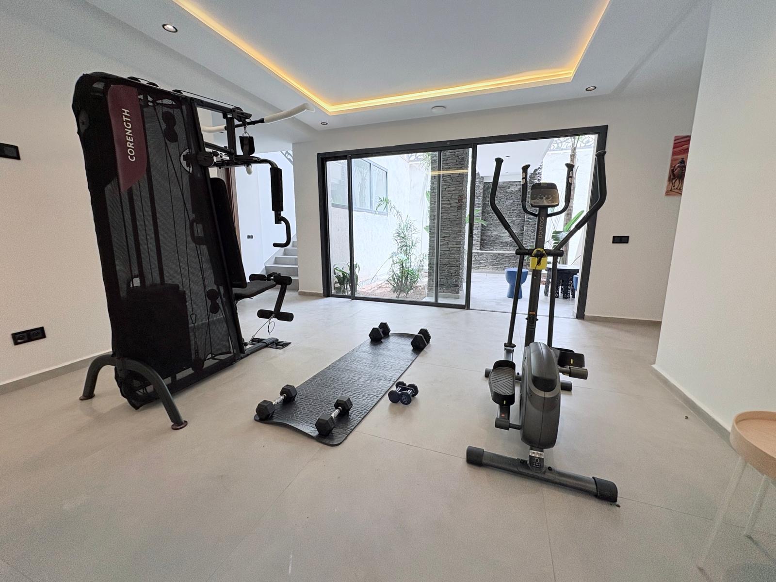 5f35c37a f128 49a0 88c2 ff3e8f8a6b2b