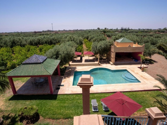 6d14f912 2362 4f7e 9cea 1be12d5cb3f7