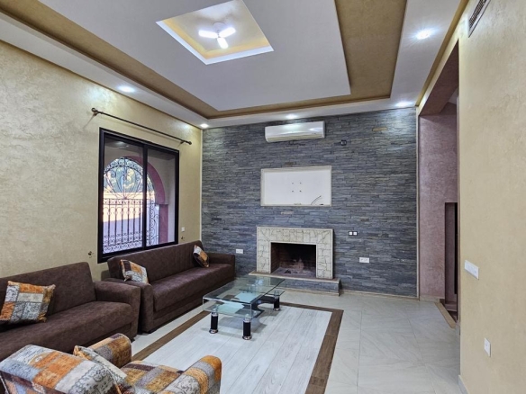 ae6ea176 655d 4440 940f 5f607fc30cf6