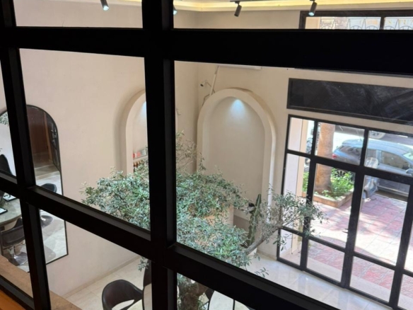 547d1b2d a4b5 4215 93ec ca069458b285