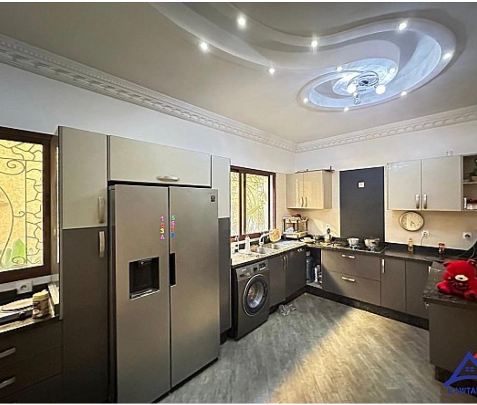 0b041961 8908 4a62 becd b3c3229819f9