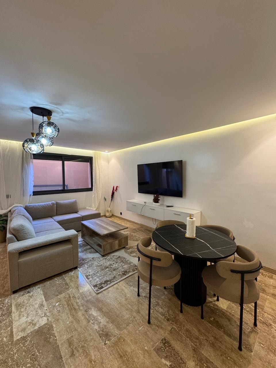 b2aea245 6315 4d41 9e8c 3d5919e09251