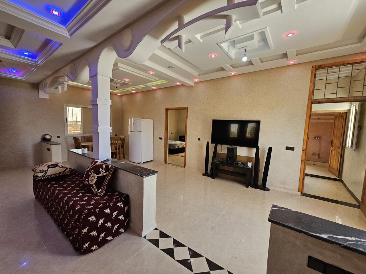 f572eb40 2014 4f4e b165 5c6ecea1f98c