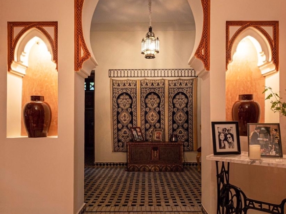 2ddc7088 b2f4 4db8 abad 04bd8e7f41ec