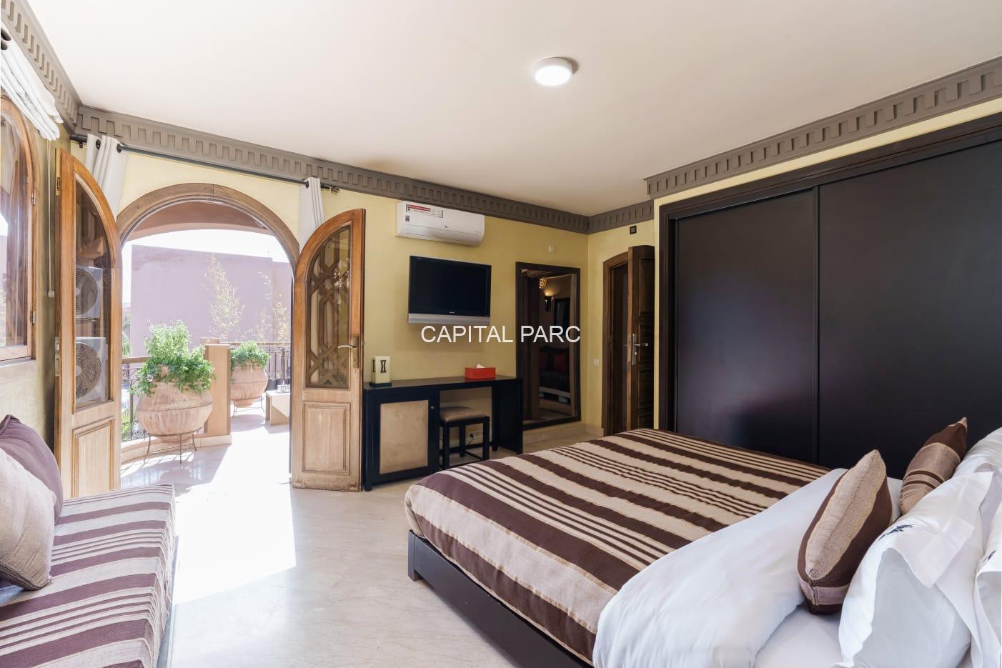 8810b8c0 ec0e 40e8 ae60 d66993ca7f39