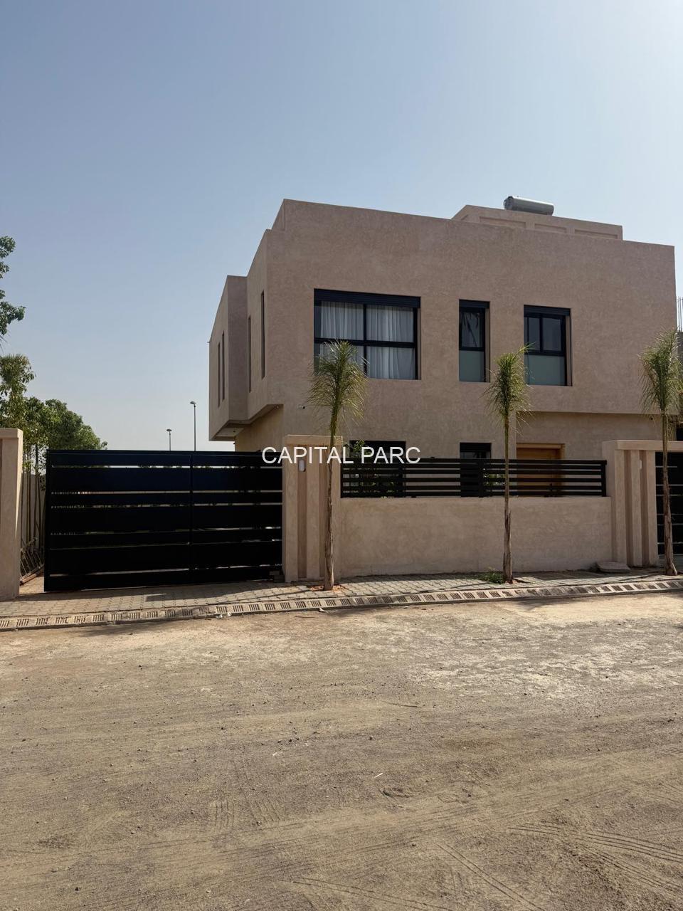 ed77c717 f106 4023 966a ee4ad578ba88