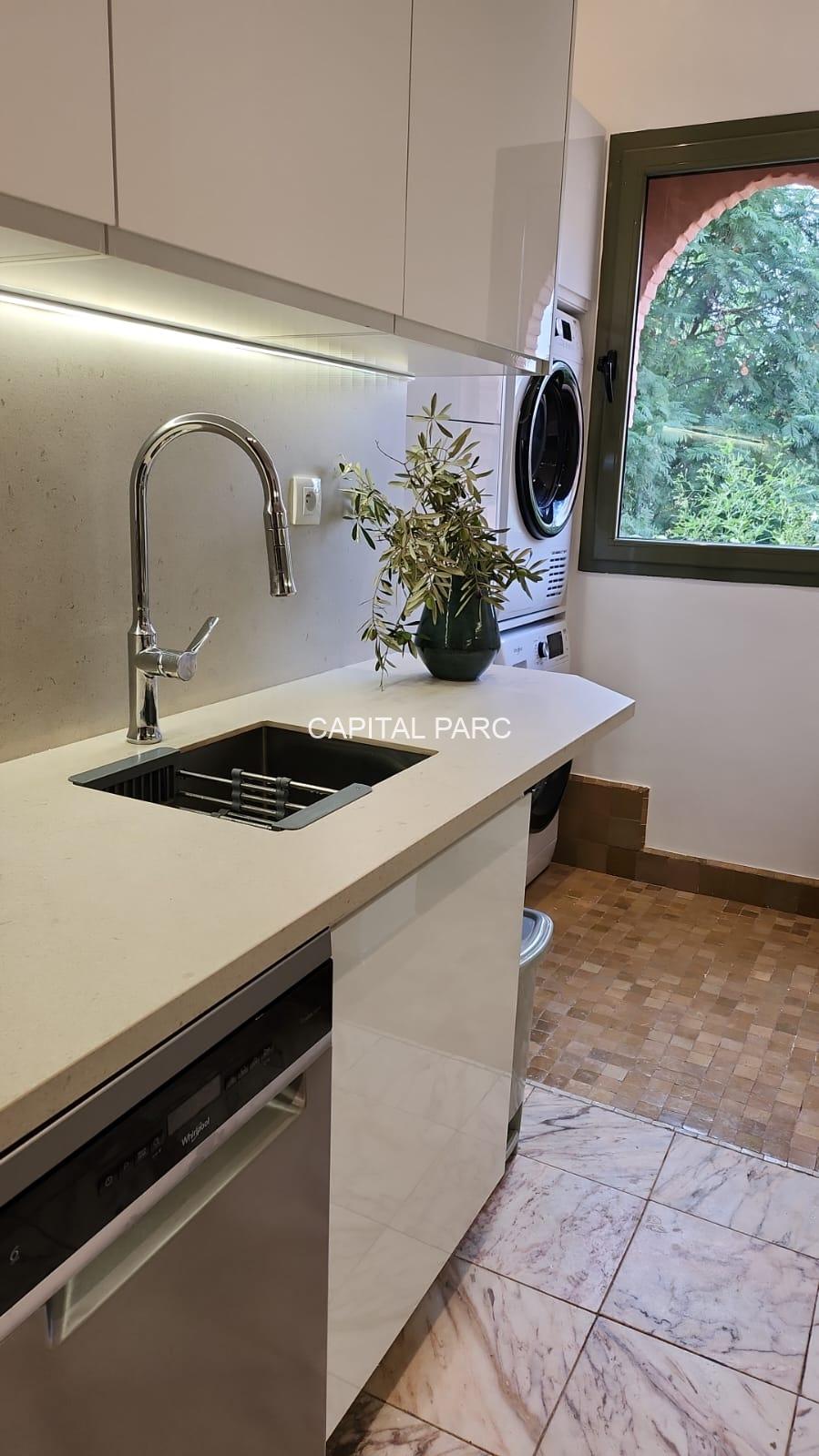 f3e0bc2a e364 4e50 9088 9070c71edc90